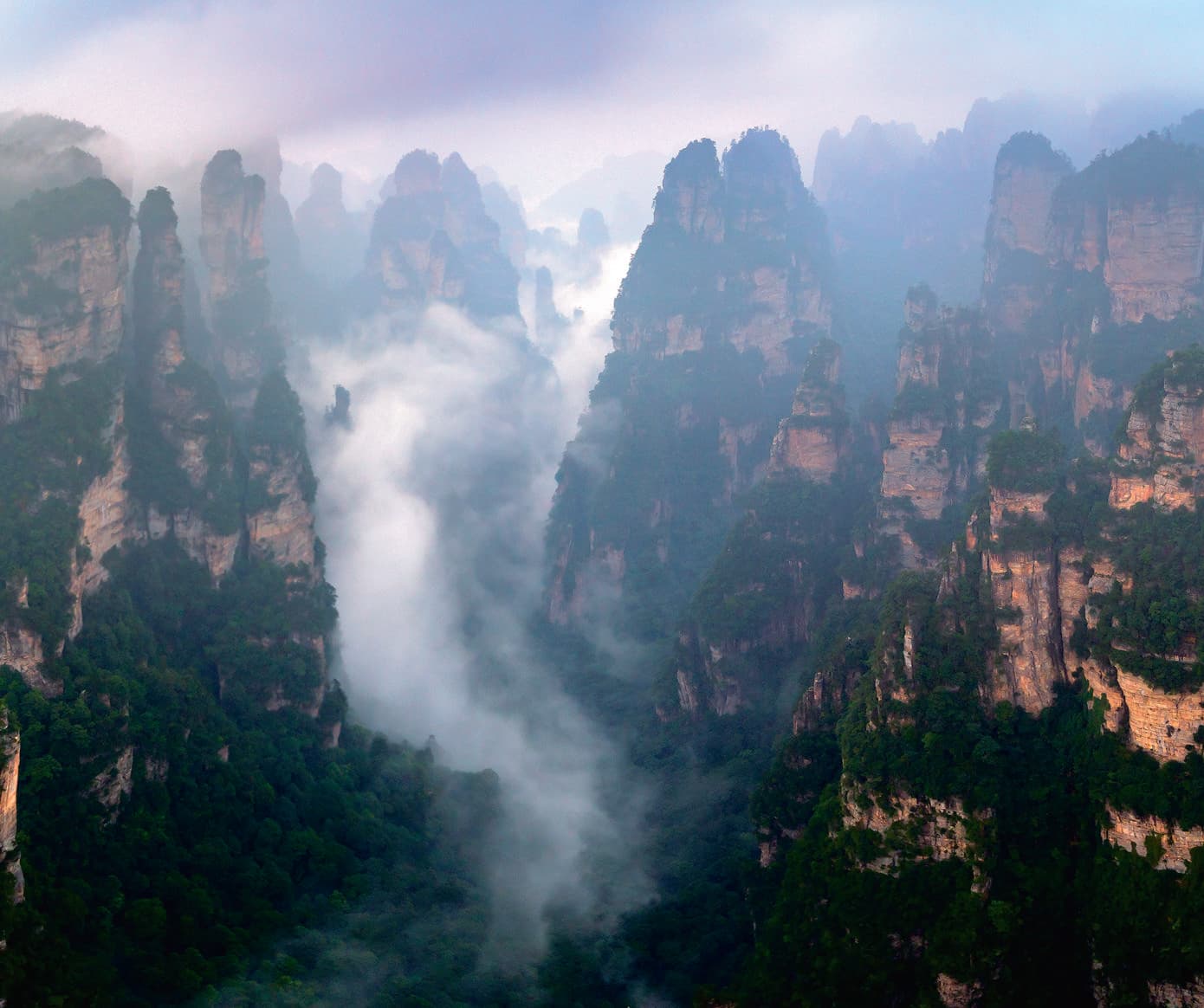 Yuanjiajie peak forest documented in the official Tour Guide Manual